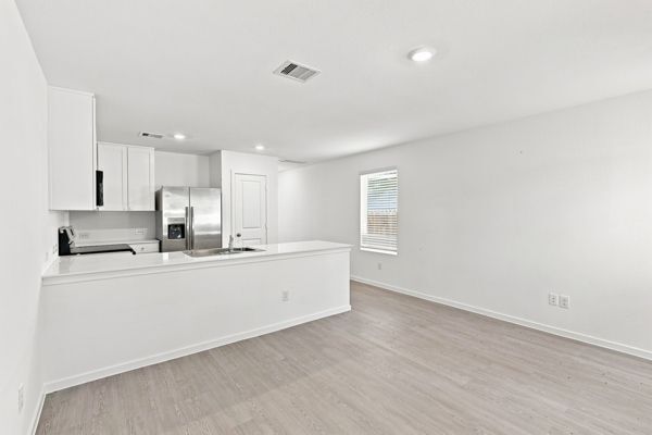 Building Photo - 17123 Saxophone Ln
