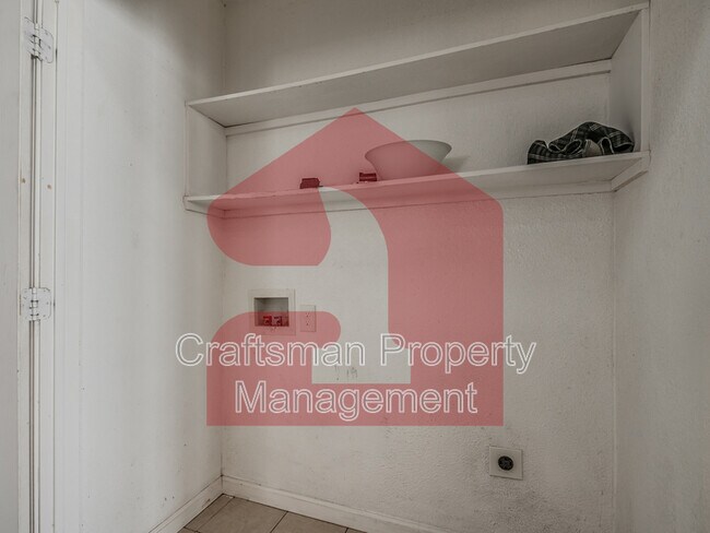 Building Photo - 2843 NW 18th St