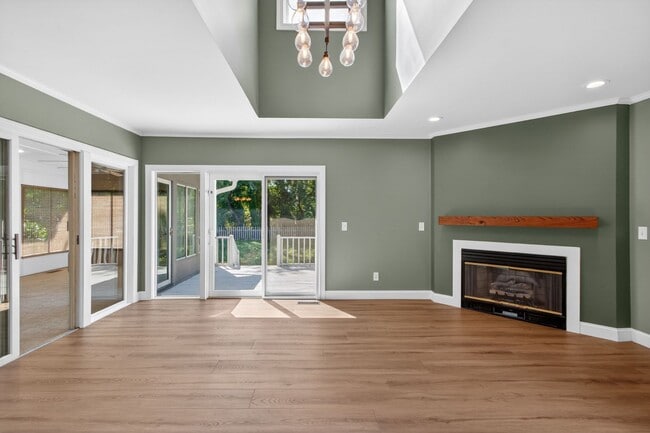 Building Photo - 18609 Broadfield Dr