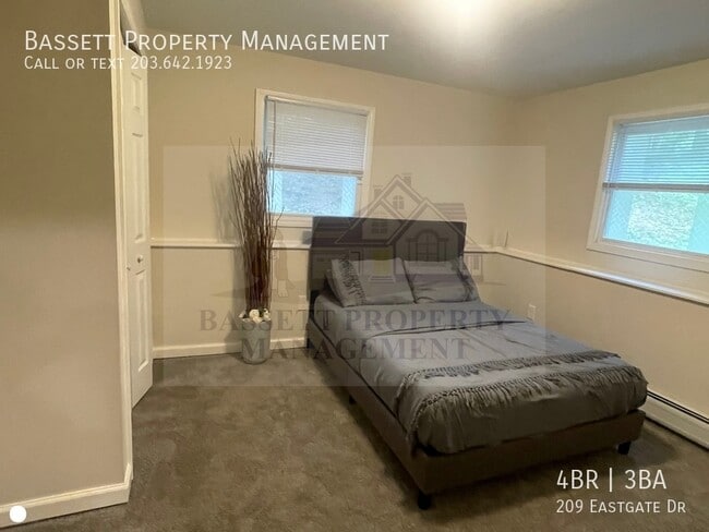 Building Photo - 209 Eastgate Dr