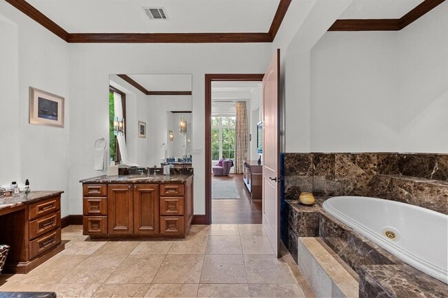 Building Photo - 12724 Blue Stem Trail