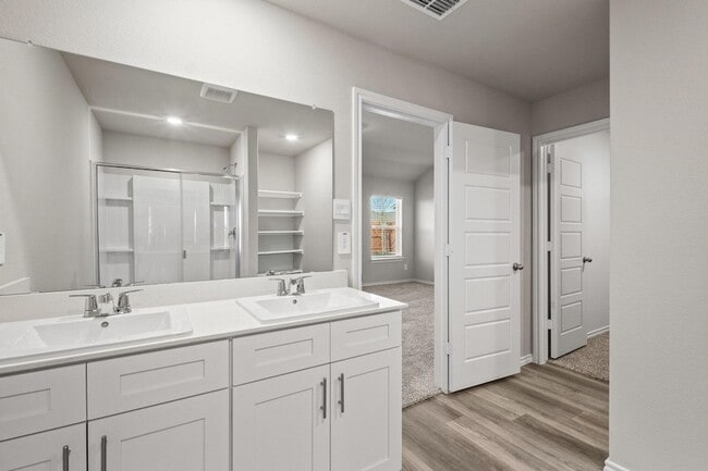 Building Photo - 16425 Rosella Ln