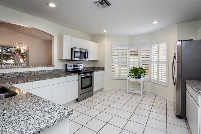 Building Photo - 100 Diamond Cir