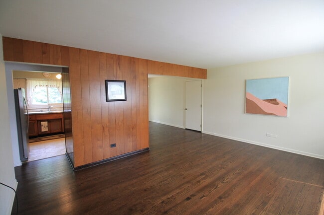 Building Photo - 5525 Virginia Ave