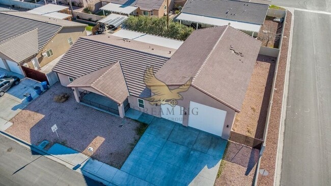 Building Photo - 4615 E St Louis Ave