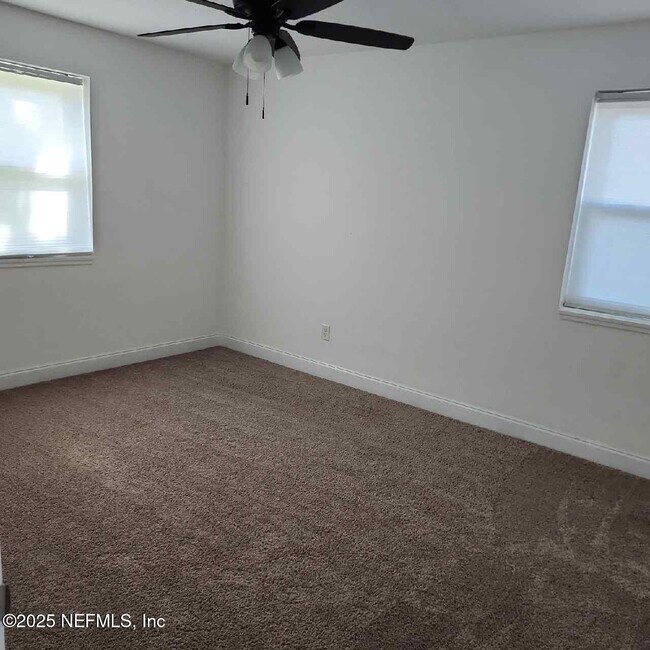 Building Photo - 1503 Broome St