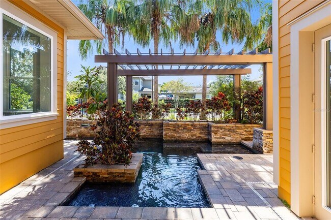 Building Photo - 13798 Walcott Avenue