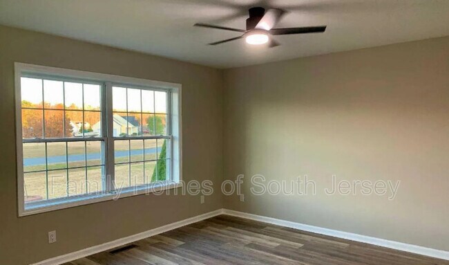 Building Photo - 25900 Country Meadows Dr