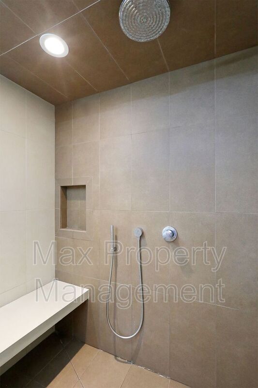 Building Photo - 309 E 5th St