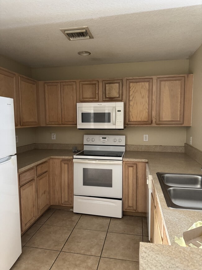Building Photo - 218 Dogfish Ln