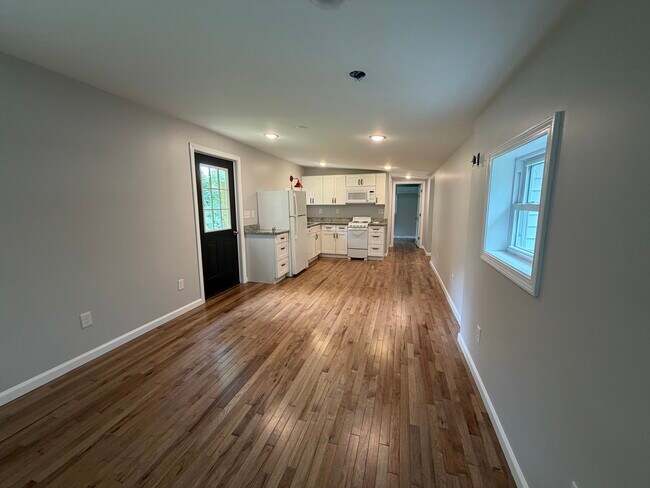 Building Photo - 275 Capt Beers Plain Rd