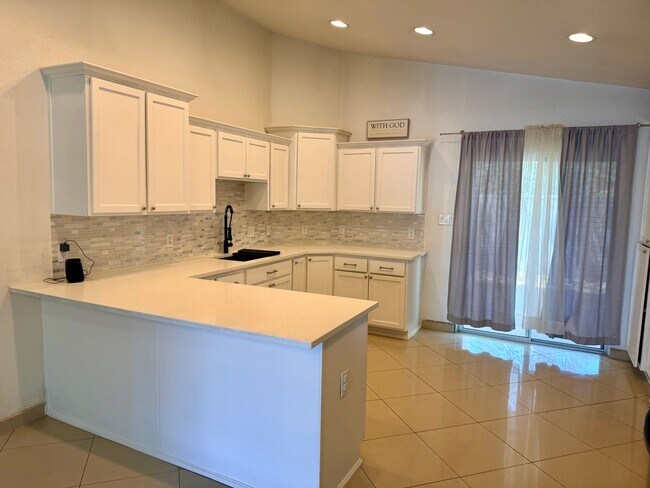 Building Photo - San Luis Large Home with Solar Panels and Fenced Back Yard ( Incluye Solares)