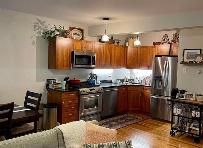 Building Photo - 432 Norfolk St