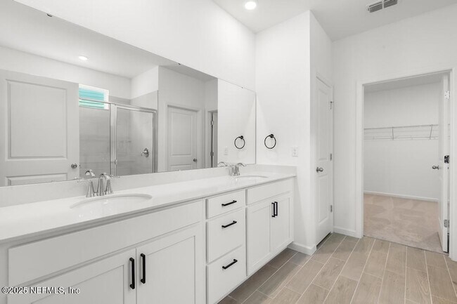 Building Photo - 355 Miromar Lk Dr
