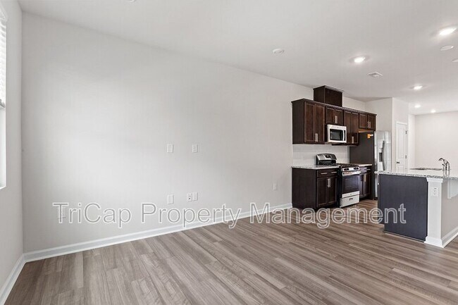 Building Photo - 328 Hemley Trl