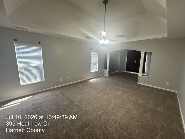 Building Photo - 394 Heathrow Drive