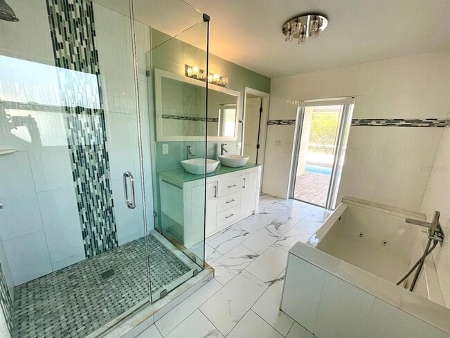 Building Photo - 3268 Buckhorn Dr