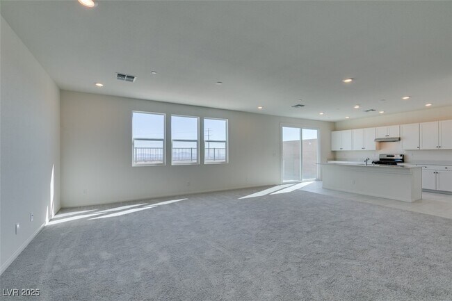 Building Photo - 5632 Hill Spire St