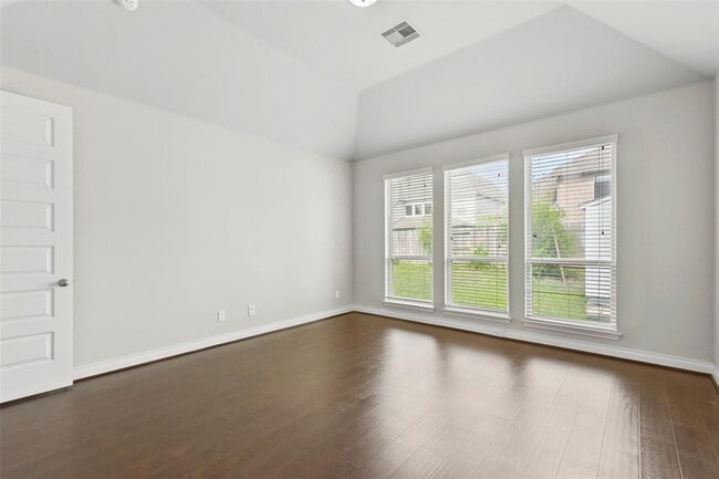 Building Photo - 10523 Largoward Ln