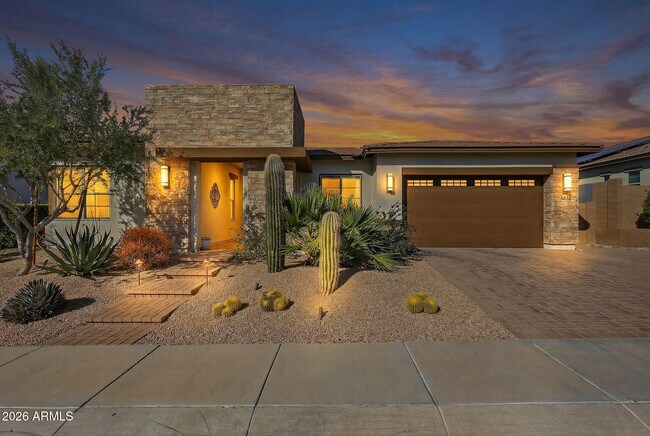 Building Photo - 4416 E Roy Rogers Rd