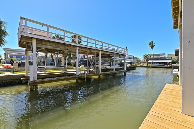 Building Photo - 3822 Concho Key