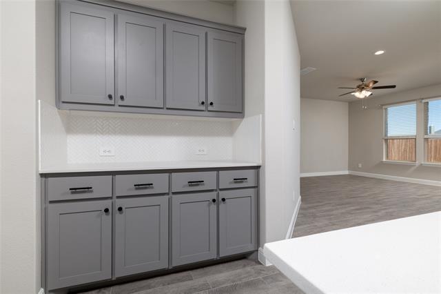 Building Photo - 2212 Gill Star Dr