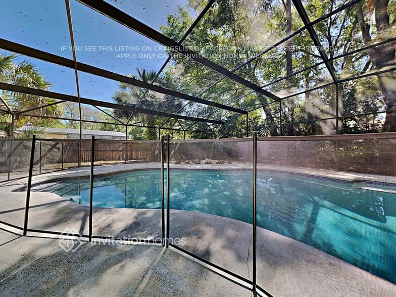 Building Photo - 111 Fox Valley Ct