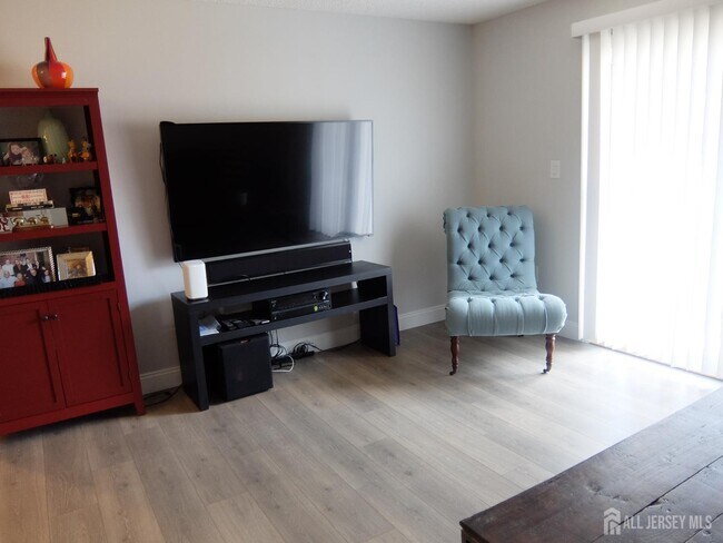 Building Photo - 5307 Ravens Crest Dr