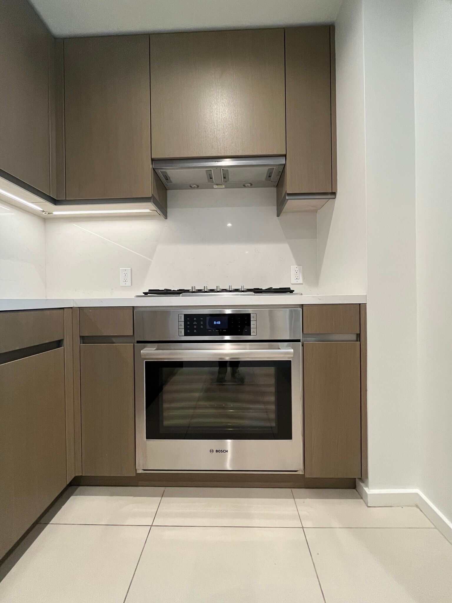 Building Photo - 889 Francisco St