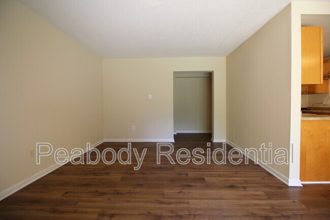 Building Photo - 11615 Stoneview Square