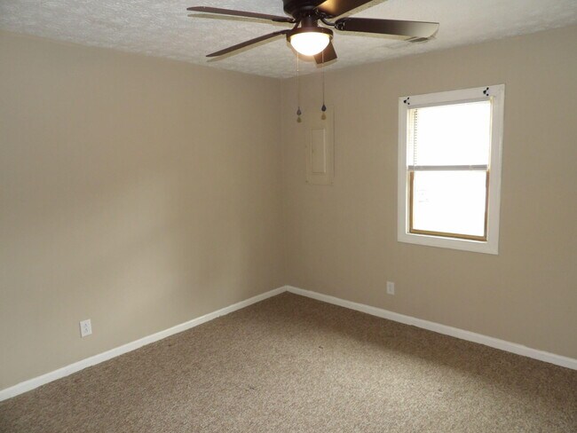Building Photo - 218 Centennial Dr
