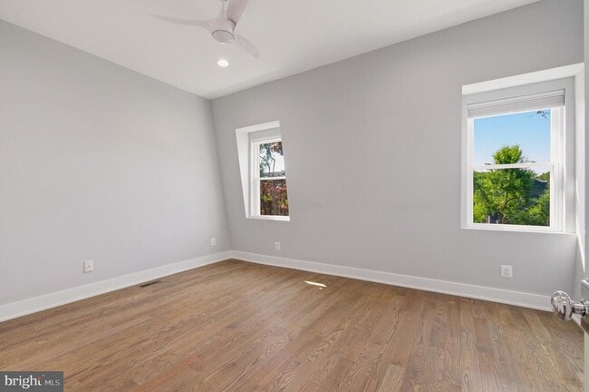 Building Photo - 925 Delafield Pl NW