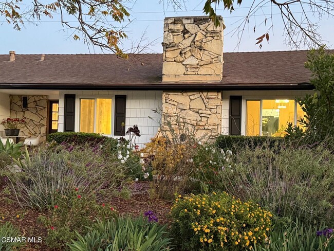 Building Photo - 1572 Dover Ave