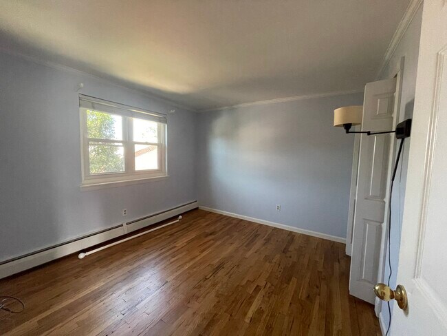 Building Photo - 70 Carroll Ave