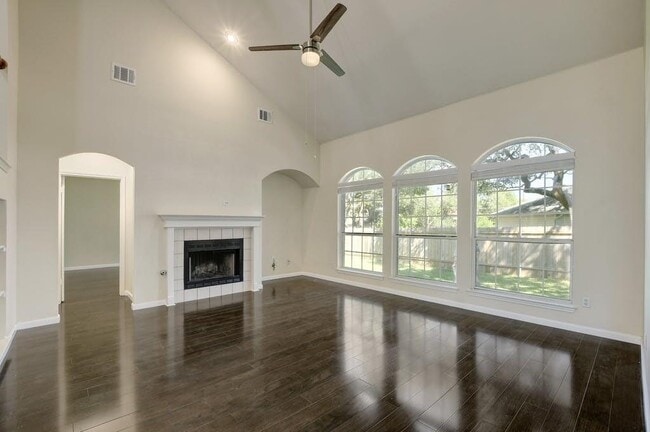 Building Photo - 6512 Walebridge Ln