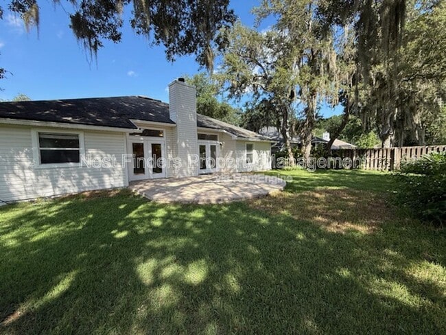 Building Photo - 440 Crescent Pond Dr