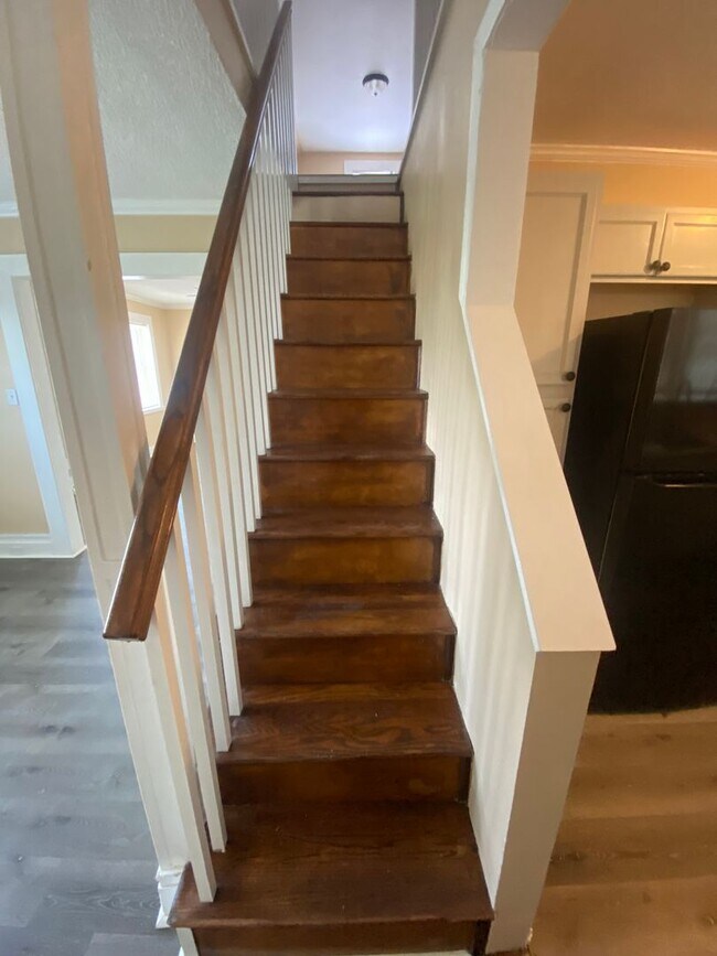 Building Photo - Mobley