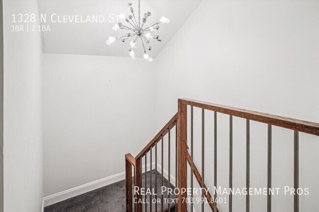 Building Photo - 1328 N Cleveland St