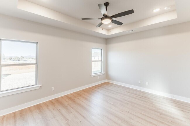 Building Photo - 6030 Margie Collins Dr SE
