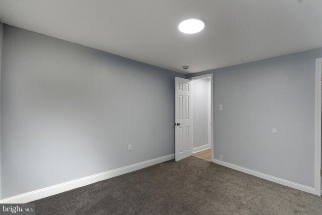 Building Photo - 2625 Braddock St