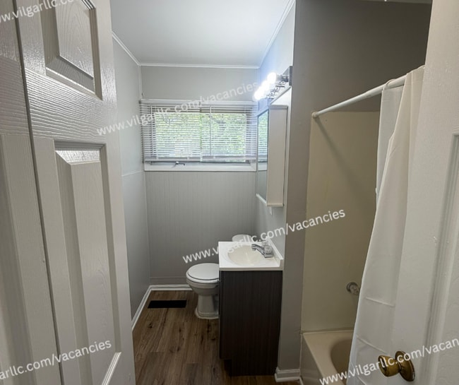 Building Photo - 4049 Tennessee St