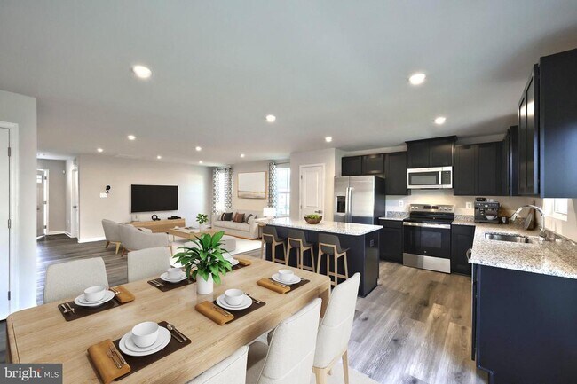 Building Photo - 77 Summerfield Dr