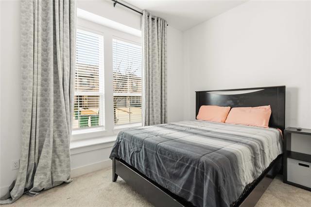 Building Photo - 1128 Queensdown Wy