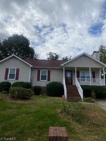 Primary Photo - 1650 Hill Ct