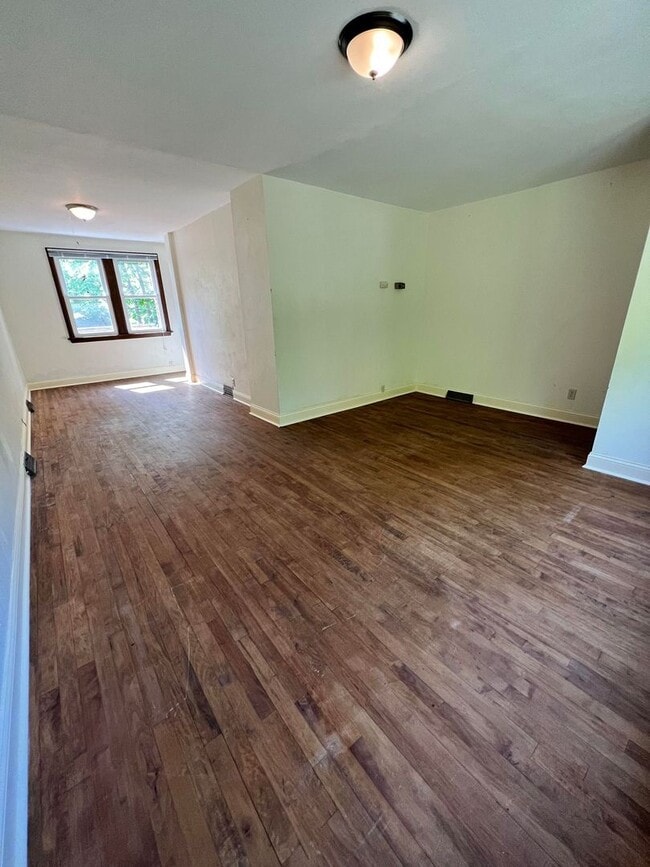 Building Photo - 1718 New St