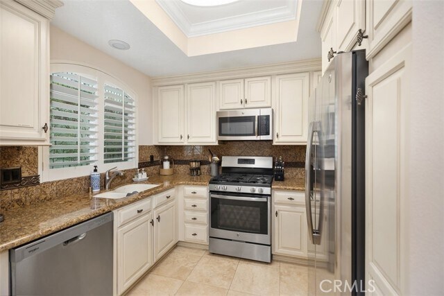 Building Photo - 30902 Club House Dr