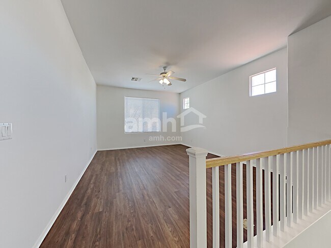Building Photo - 9055 Hunting Arrow St