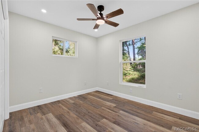 Building Photo - 618 Spruce St