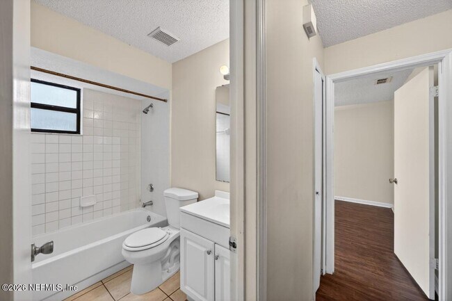 Building Photo - 8725 Huntington Woods Cir N