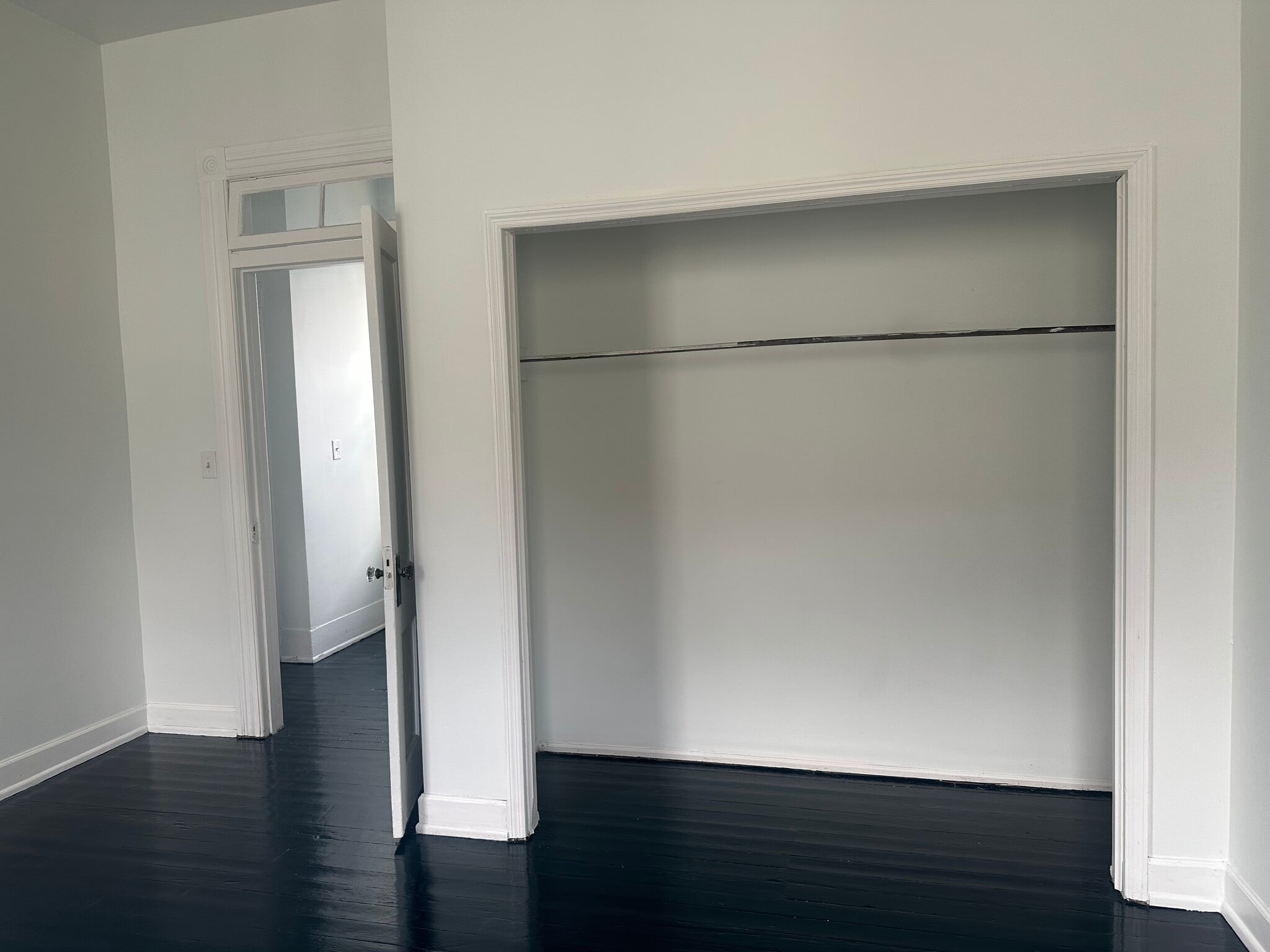 Building Photo - 111 E 39th St